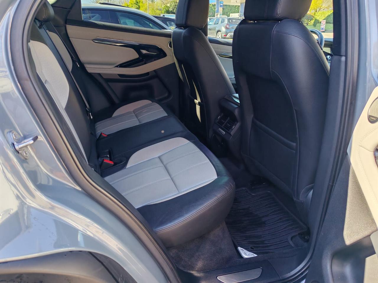 Land Rover Range Evoque 2.0D I4 180 CV AWD Auto First Edition