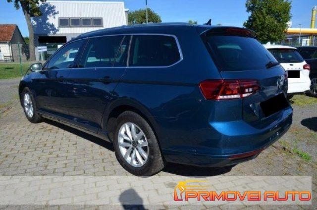 VOLKSWAGEN Passat Variant 2.0 TDI SCR EVO DSG Business