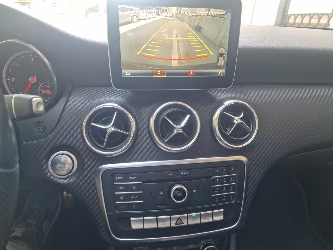 Mercedes-benz A 200 4Matic Premium