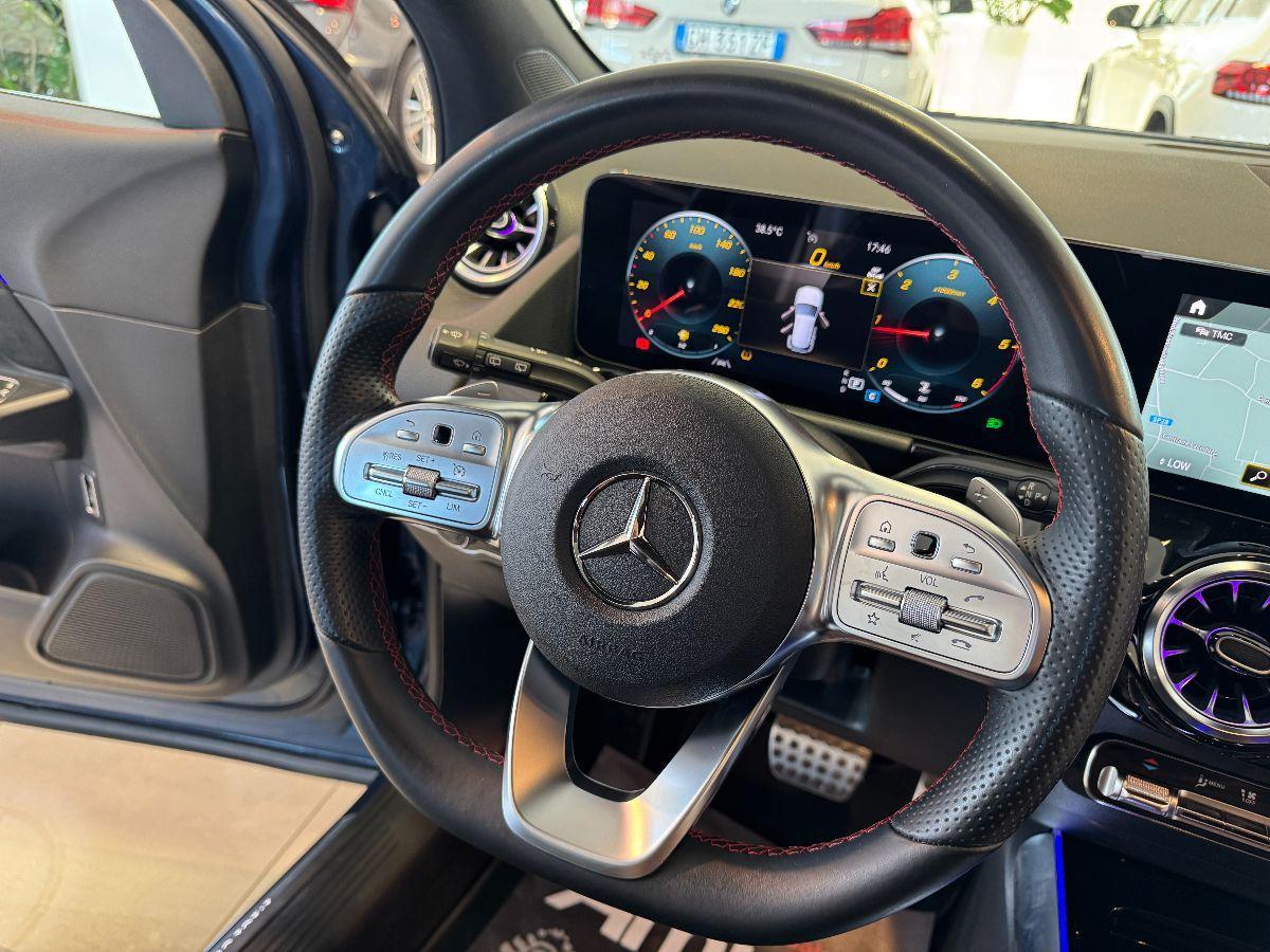 MERCEDES Classe GLA 200 d Automatic Premium Tetto Cerchi 20