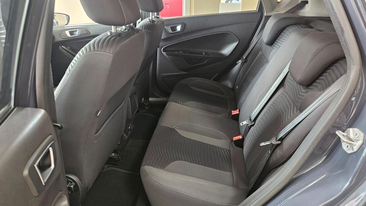 Ford Fiesta 1.5 TDCi 75CV 5 porte Titanium