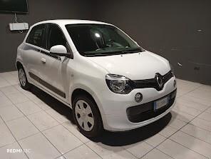Renault Twingo del 2016 1000 BENZINA NEOPATENTATI