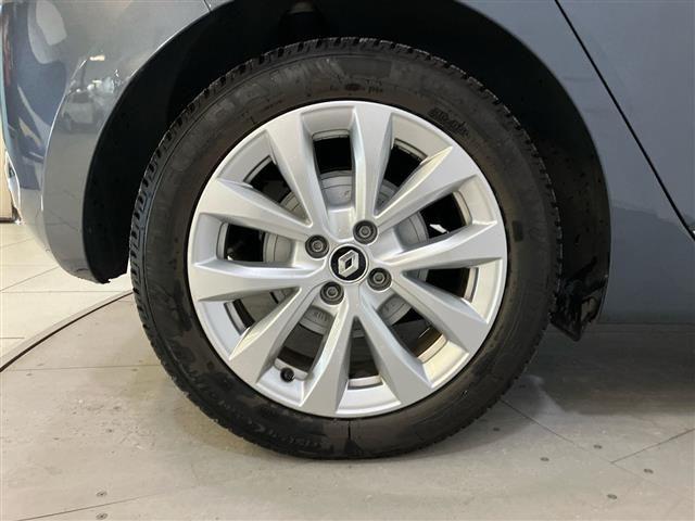 RENAULT Clio 1.6 E-Tech hybrid Intens 140cv auto my21