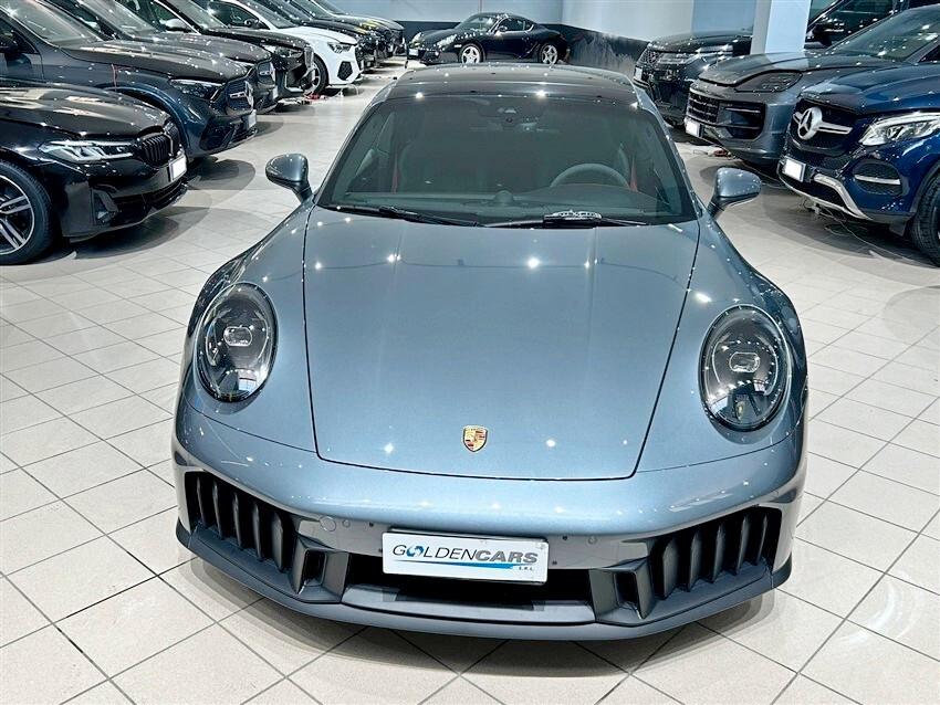 Porsche 911 Carrera GTS