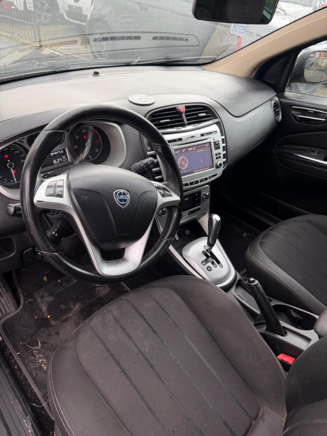 Lancia Delta 1.6 MJT DPF 105 CV Gold cambio automatico