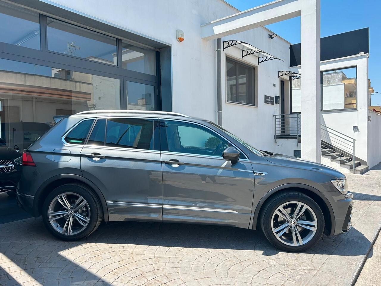 VW Tiguan 2.0 TDI 150Cv DSG R-LINE Km118.000-2018