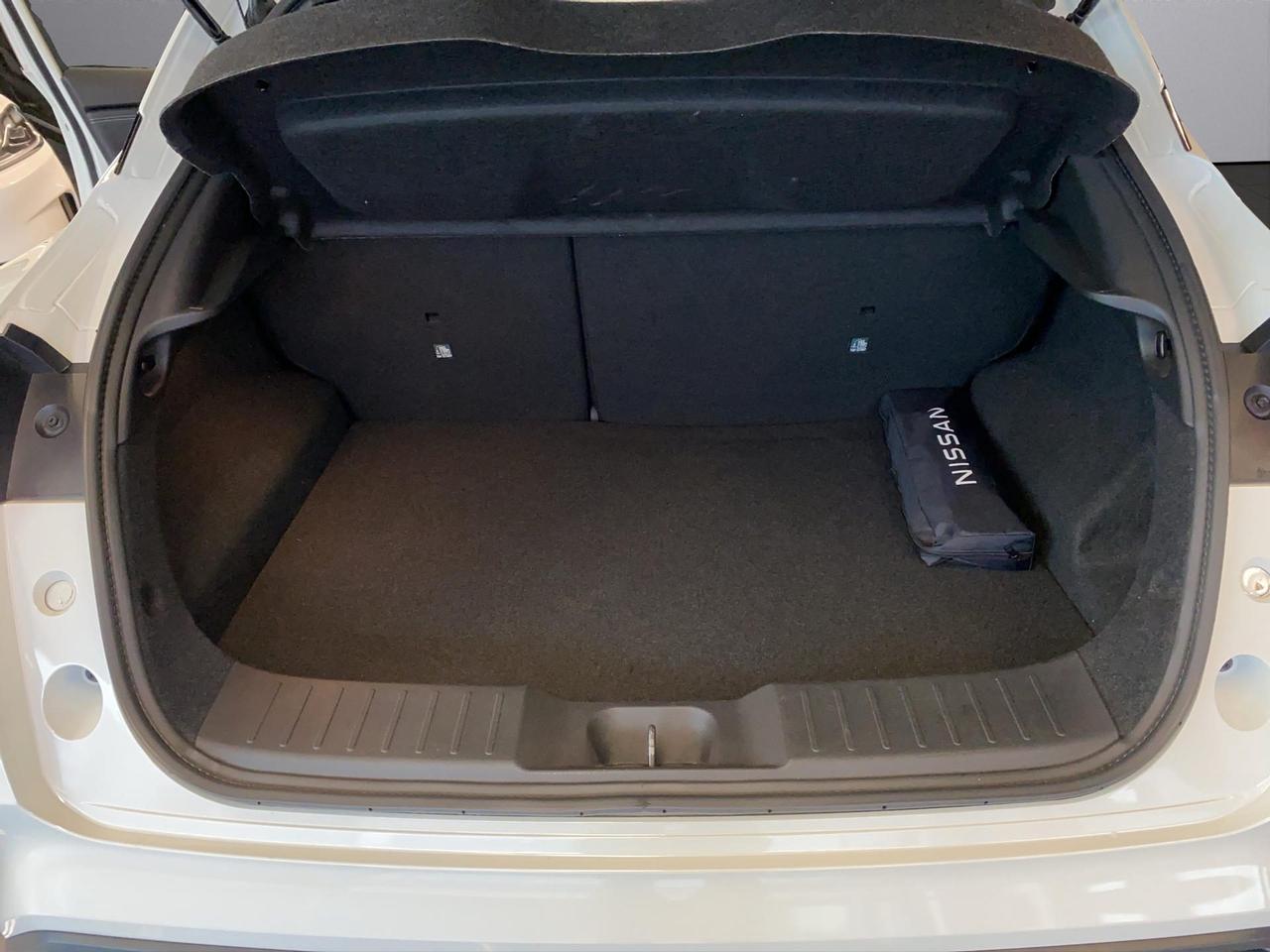 Nissan Juke 1.6 hev N-Connecta