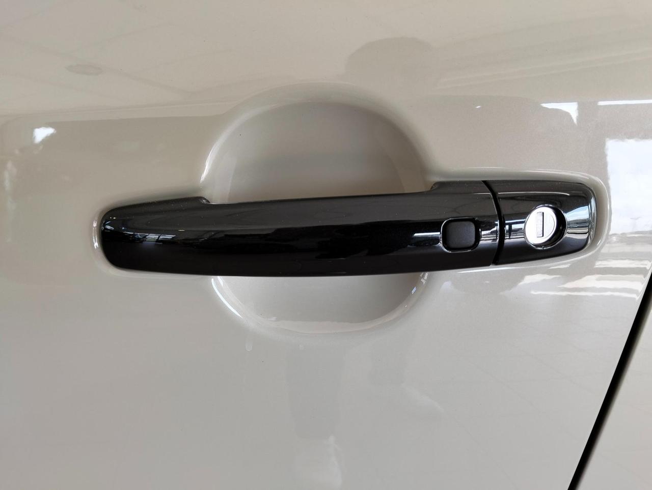 Suzuki S-Cross 1.4h Top+ Kuro 2wd 110cv