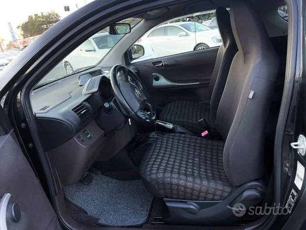 TOYOTA iQ 1.0 Sol AUTOMATICA NEOPATENTATI