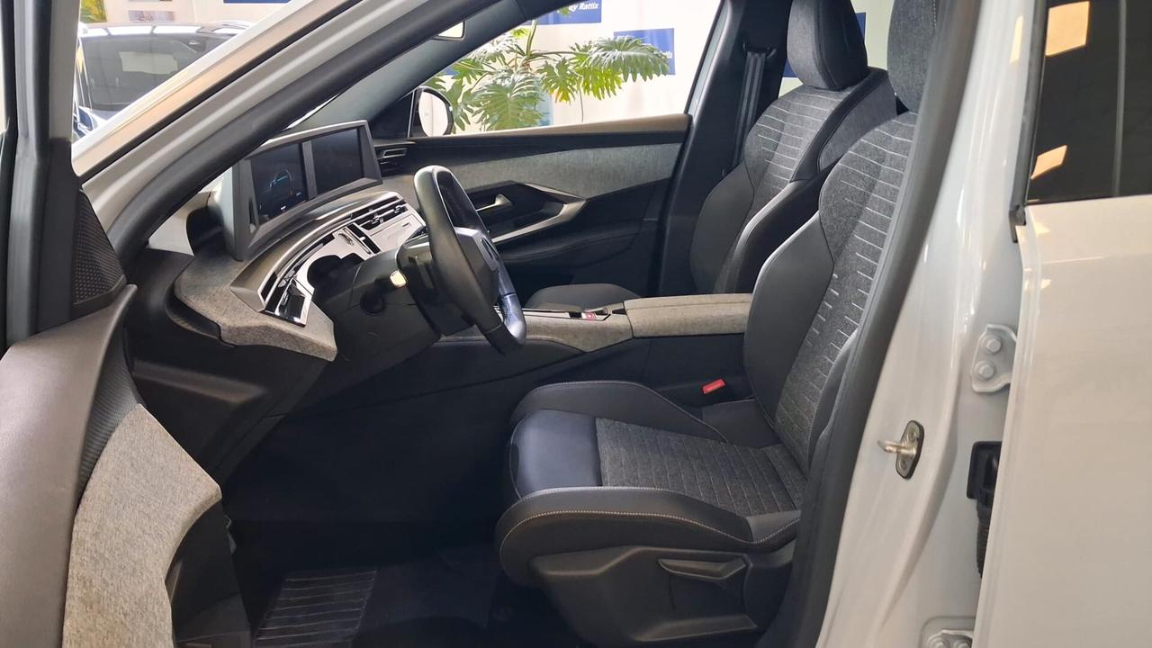 Peugeot 5008 Hybrid 145 e-DCS6 Allure