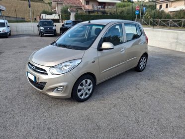 Hyundai i10 1.1 CAMBIO AUTOMATICO