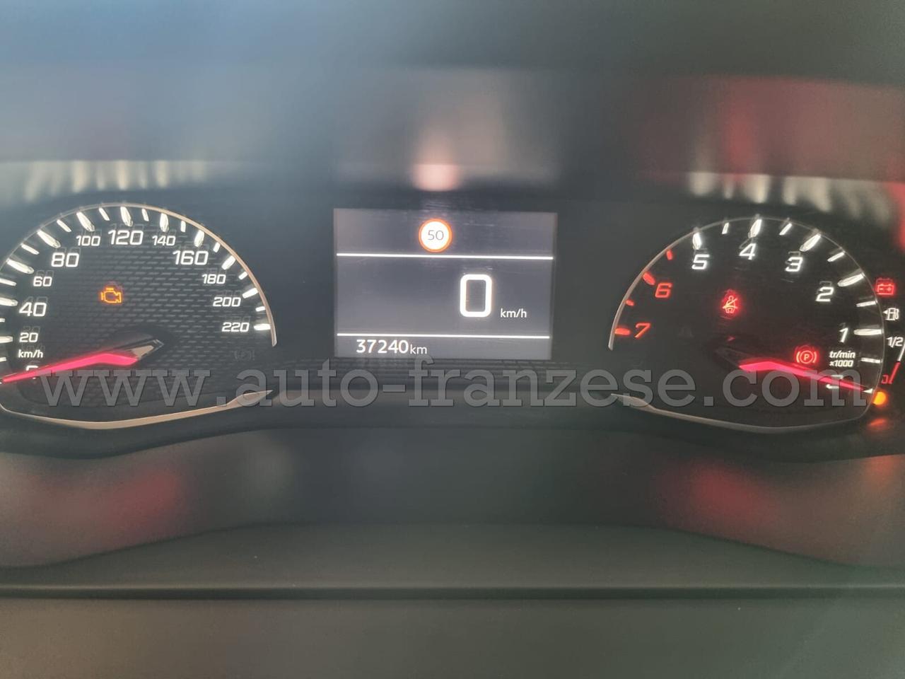 Peugeot 2008 PureTech 100 S&S Allure