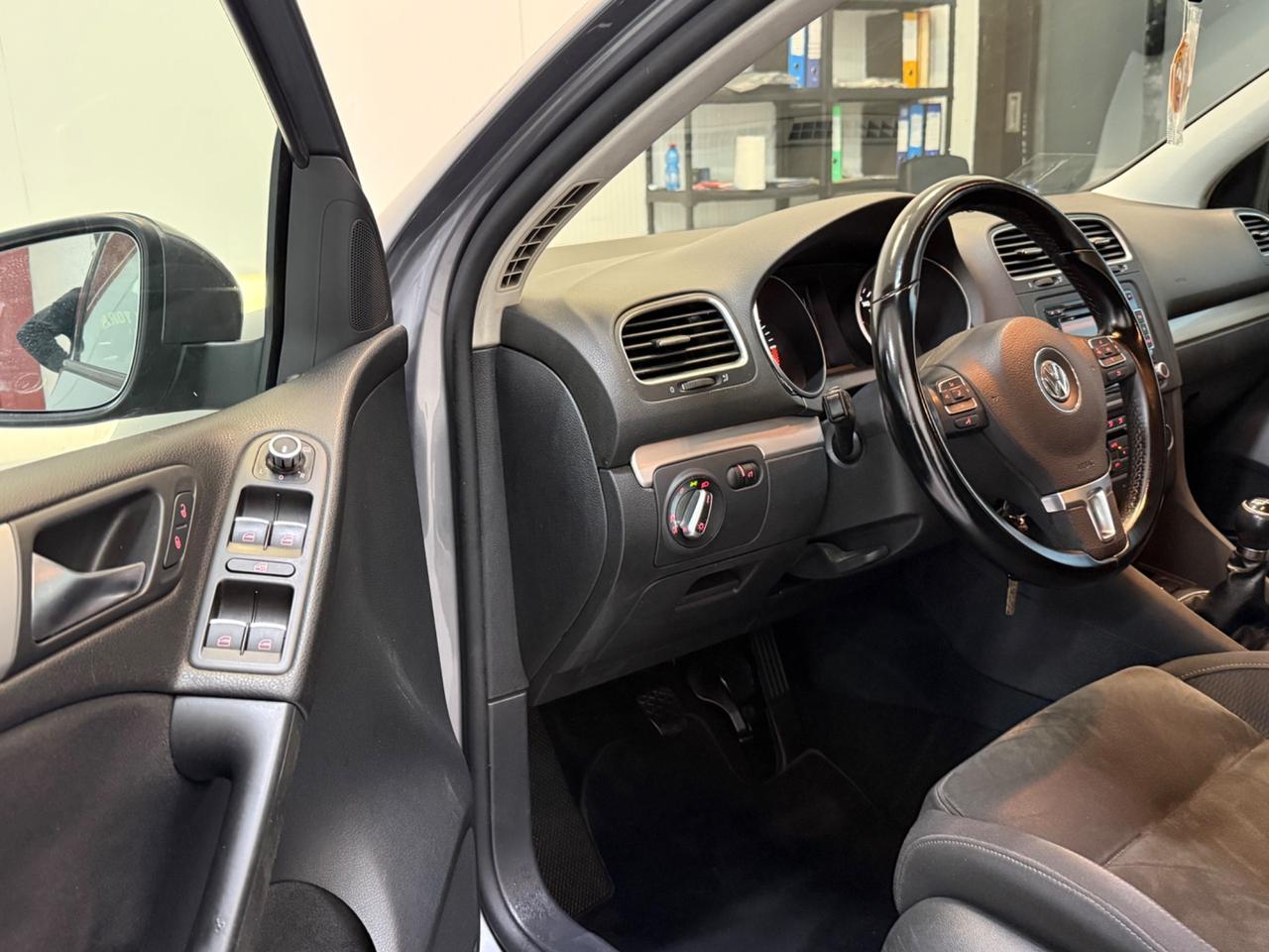 Volkswagen Golf Business 1.6 TDI 5p. Highline
