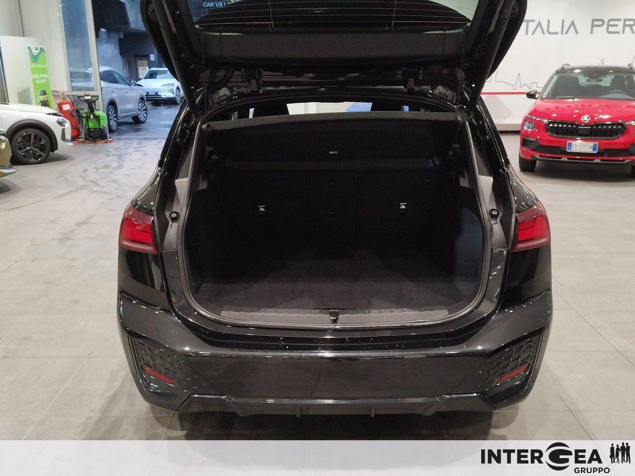 BMW 218d Active Tourer auto