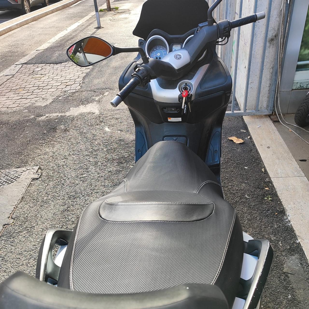 YAMAHA XMAX 250 – ANNO 2013 – € 1.400