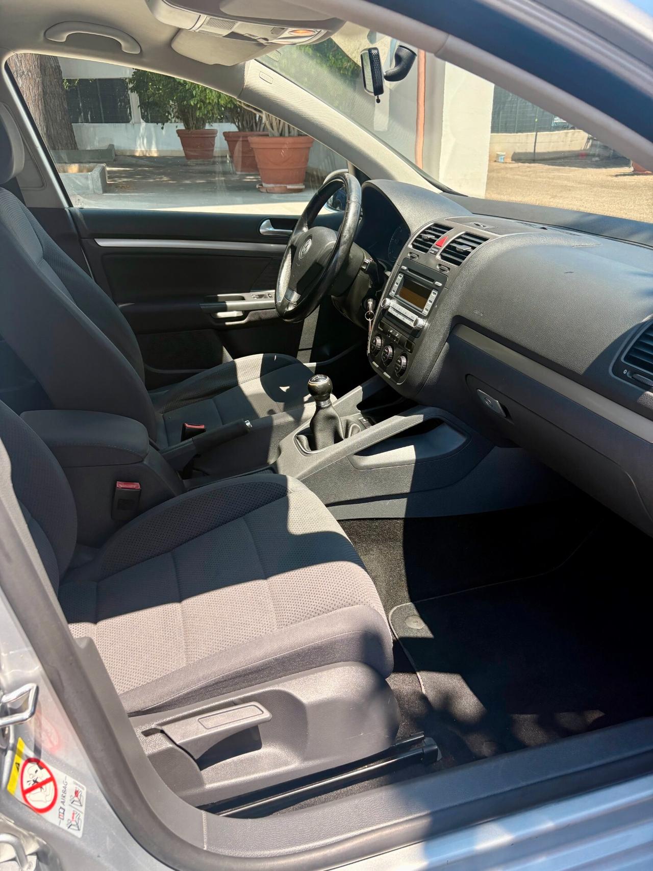 Volkswagen Golf 1.9 TDI 5p. Comfortline
