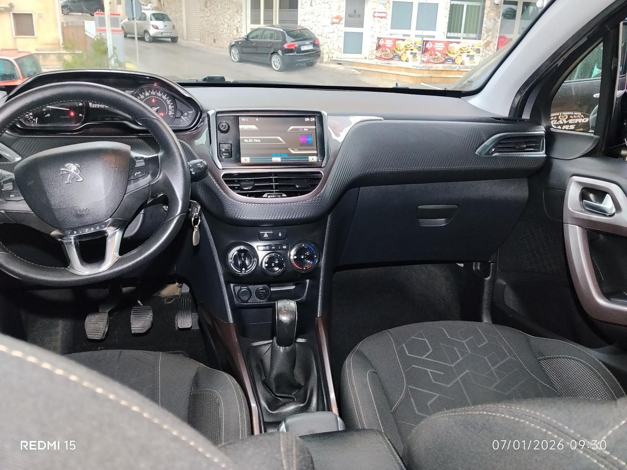 Peugeot 2008 1.4 HDi diesel 70CV full optional