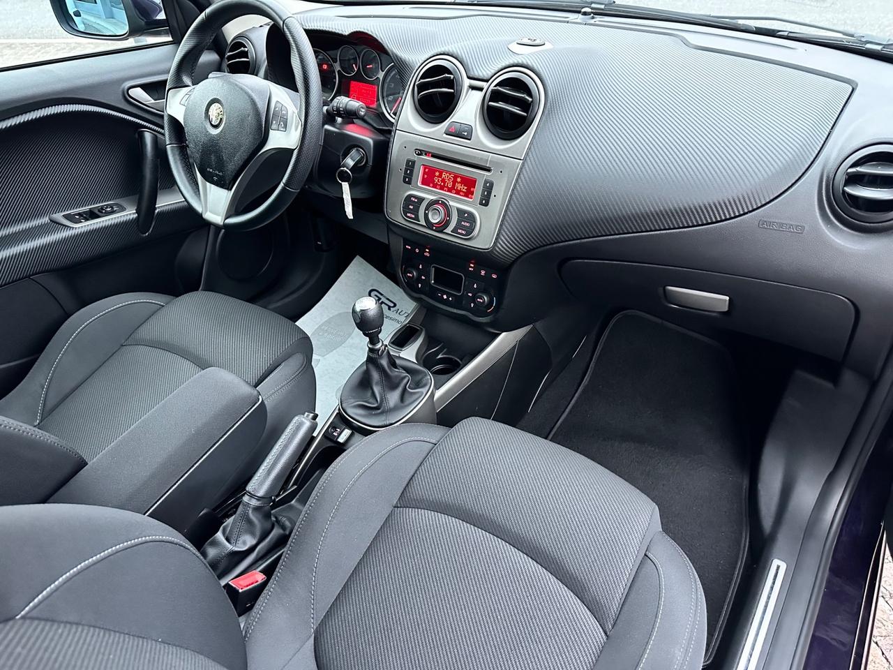 Alfa Romeo MiTo 1.4Bz 78Cv Distinctive - Neopatentati