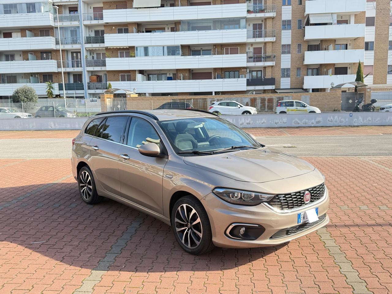 Fiat Tipo 1.6 Mjt SW Lounge *Automatica