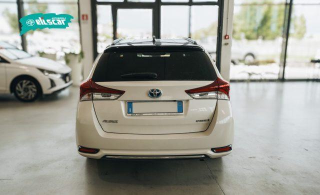 TOYOTA Auris Touring Sports 1.8 Hybrid