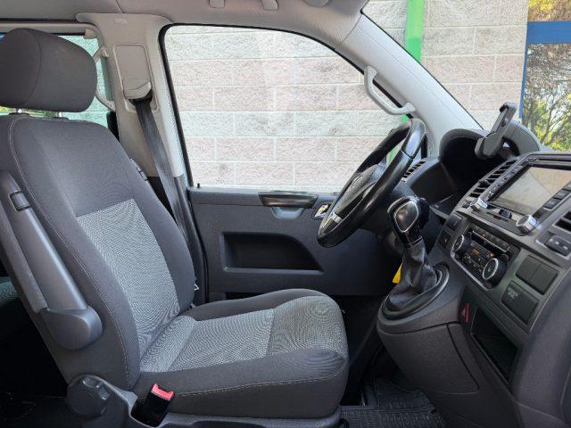 VOLKSWAGEN Caravelle 2.0 TDI DSG 140 CV 7 POSTI NAVIGATORE RETROCAMERA