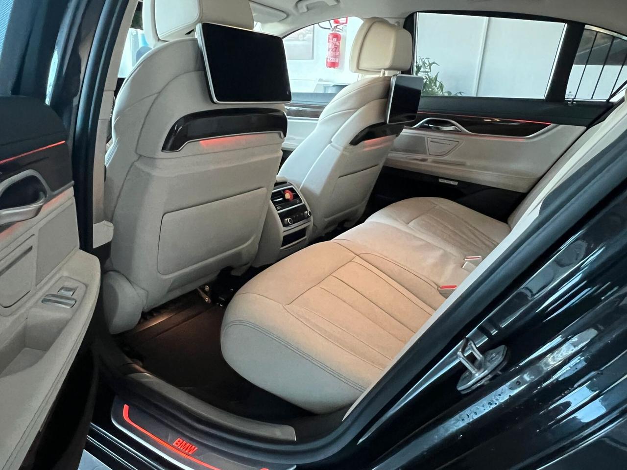 Bmw 750d xDrive Luxury