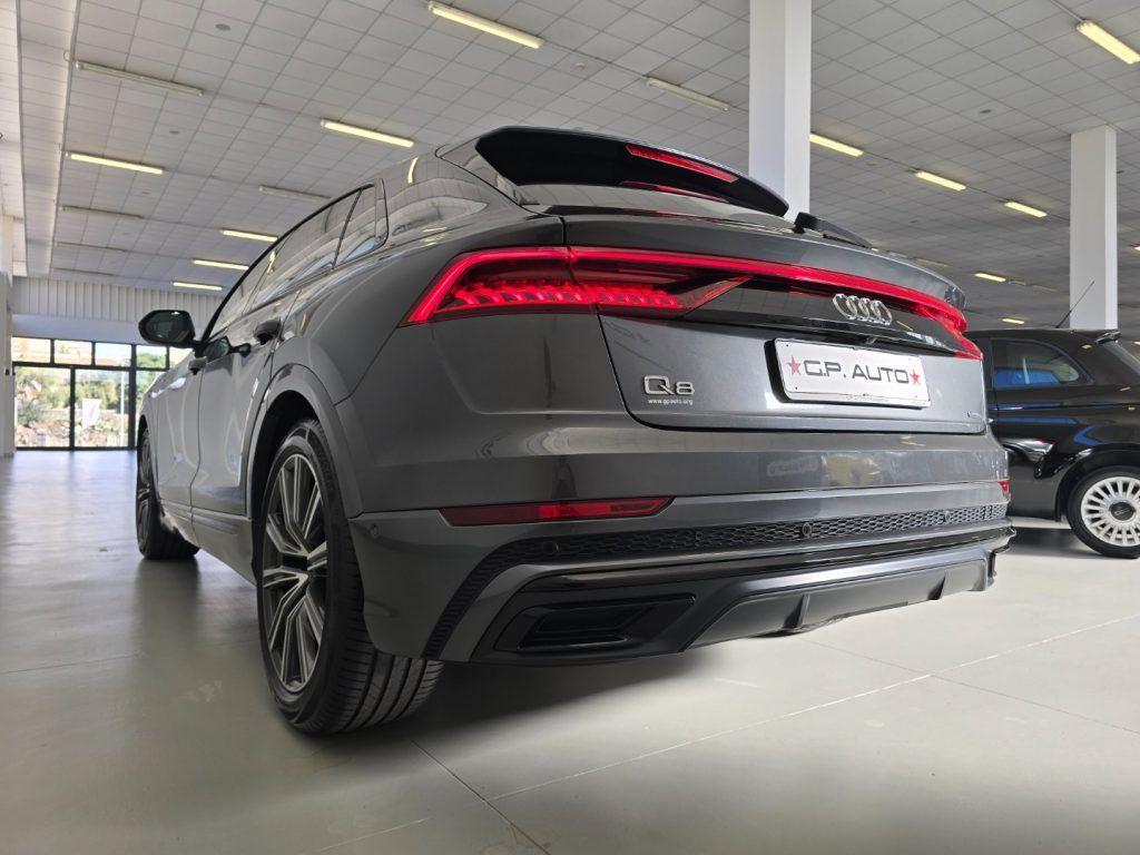 Audi Q8 50 TDI 286 CV quattro tiptronic Sport + Tetto