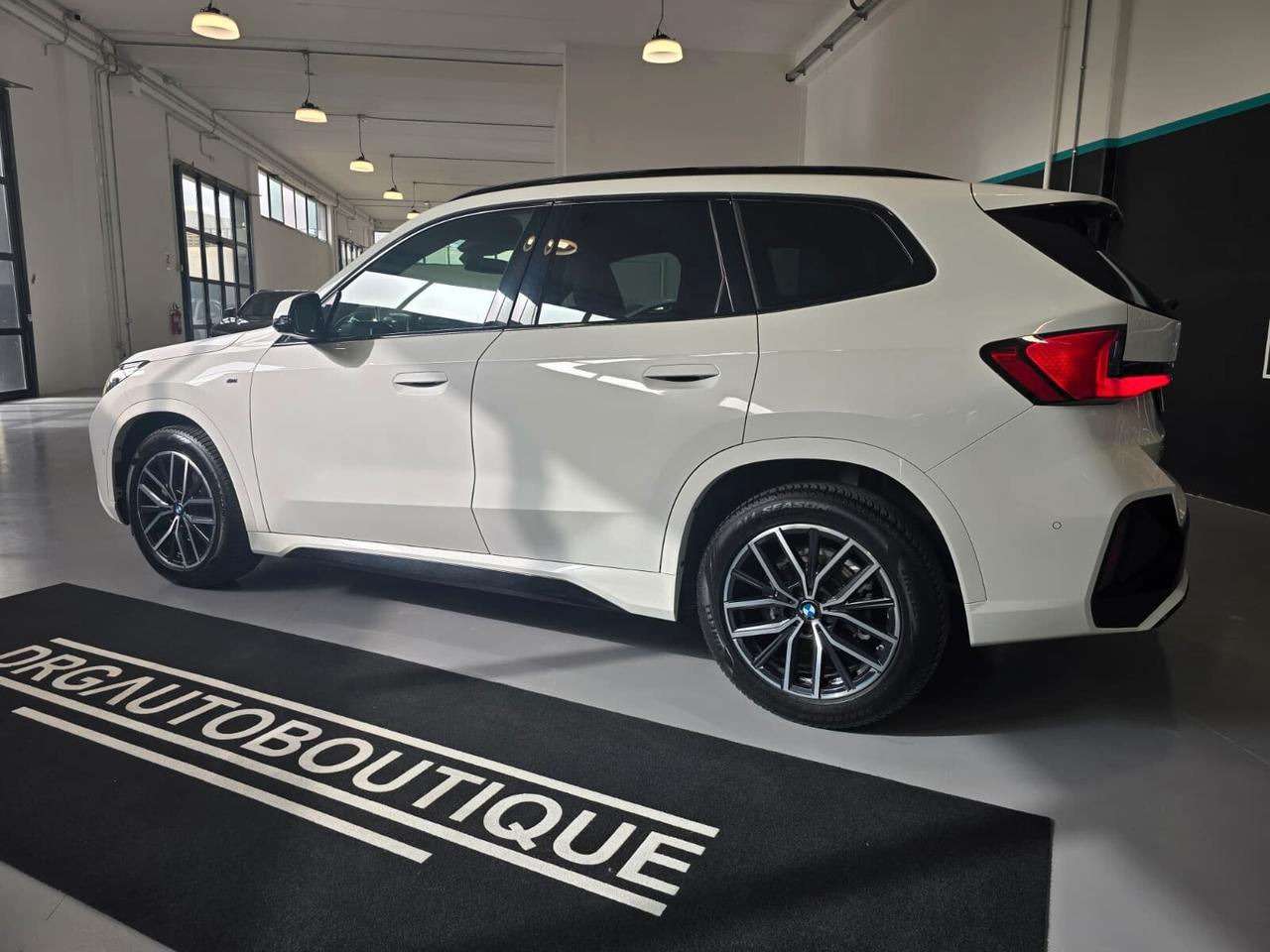 Bmw X1 sDrive 18d Msport IVAESP 18"/LED/HEAD-UP