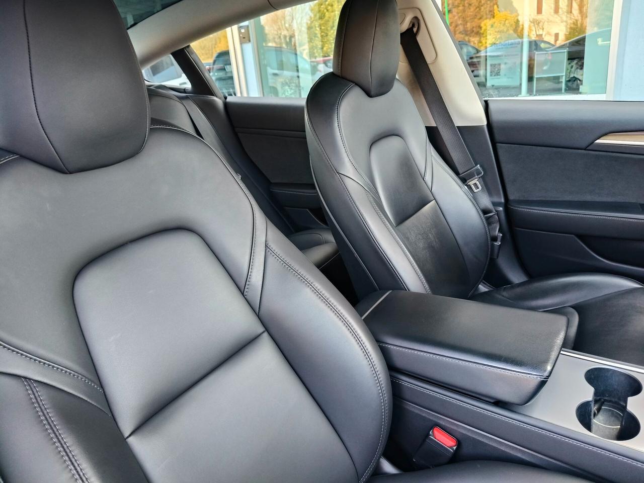 Tesla Model 3 Long Range Dual Motor AWD