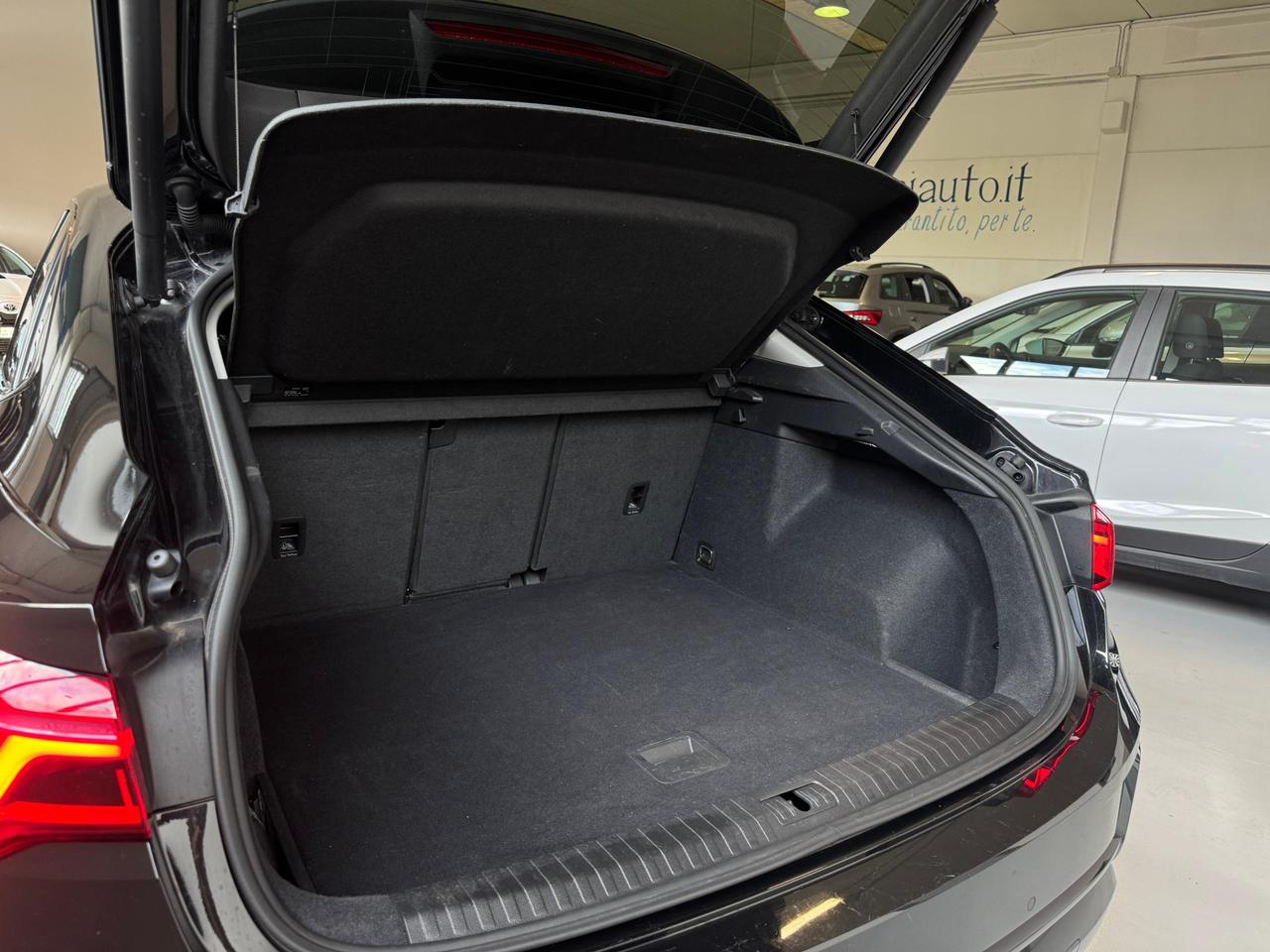 Audi Q3 Sportback 35 2.0 tdi s-tronic TOTAL BLACK EDITION