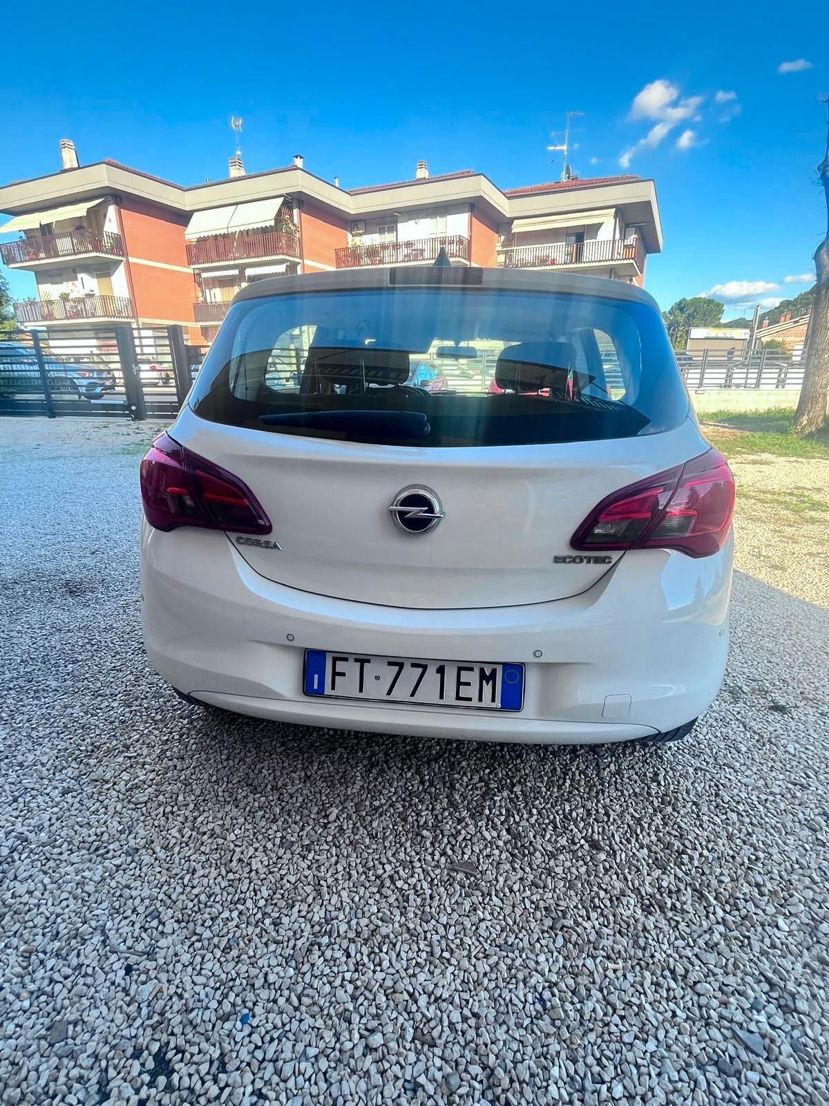 Opel Corsa 1.4 90CV GPL Tech 5 porte Innovation