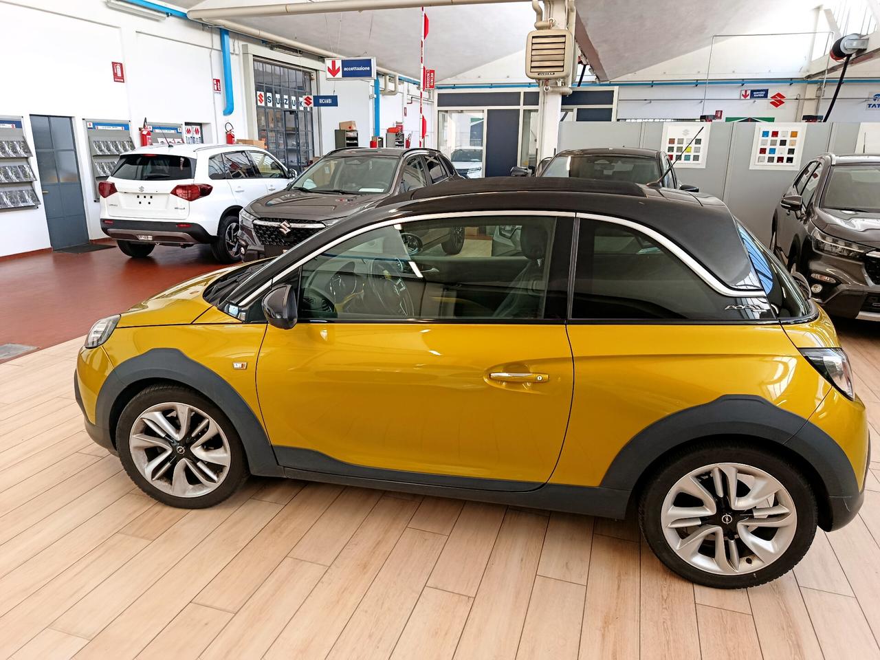 Opel Adam Rocks 1.4 87 CV Air