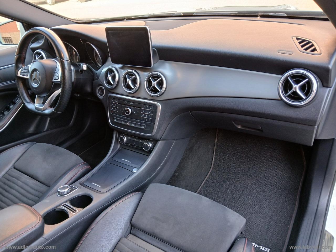 MERCEDES-BENZ GLA 200 d Automatic 4Matic Sport