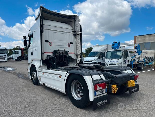 Trattore Stradale SCANIA R450 Automatico RIF. 5071