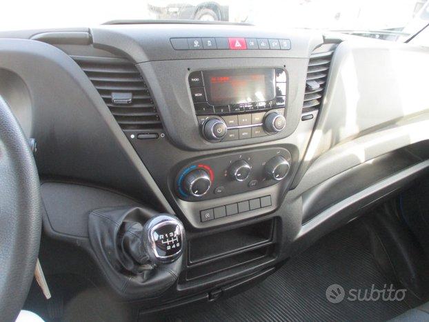 Iveco Daily 35C14 2.3 140CV E6D DOPPIA CABINA RIBA