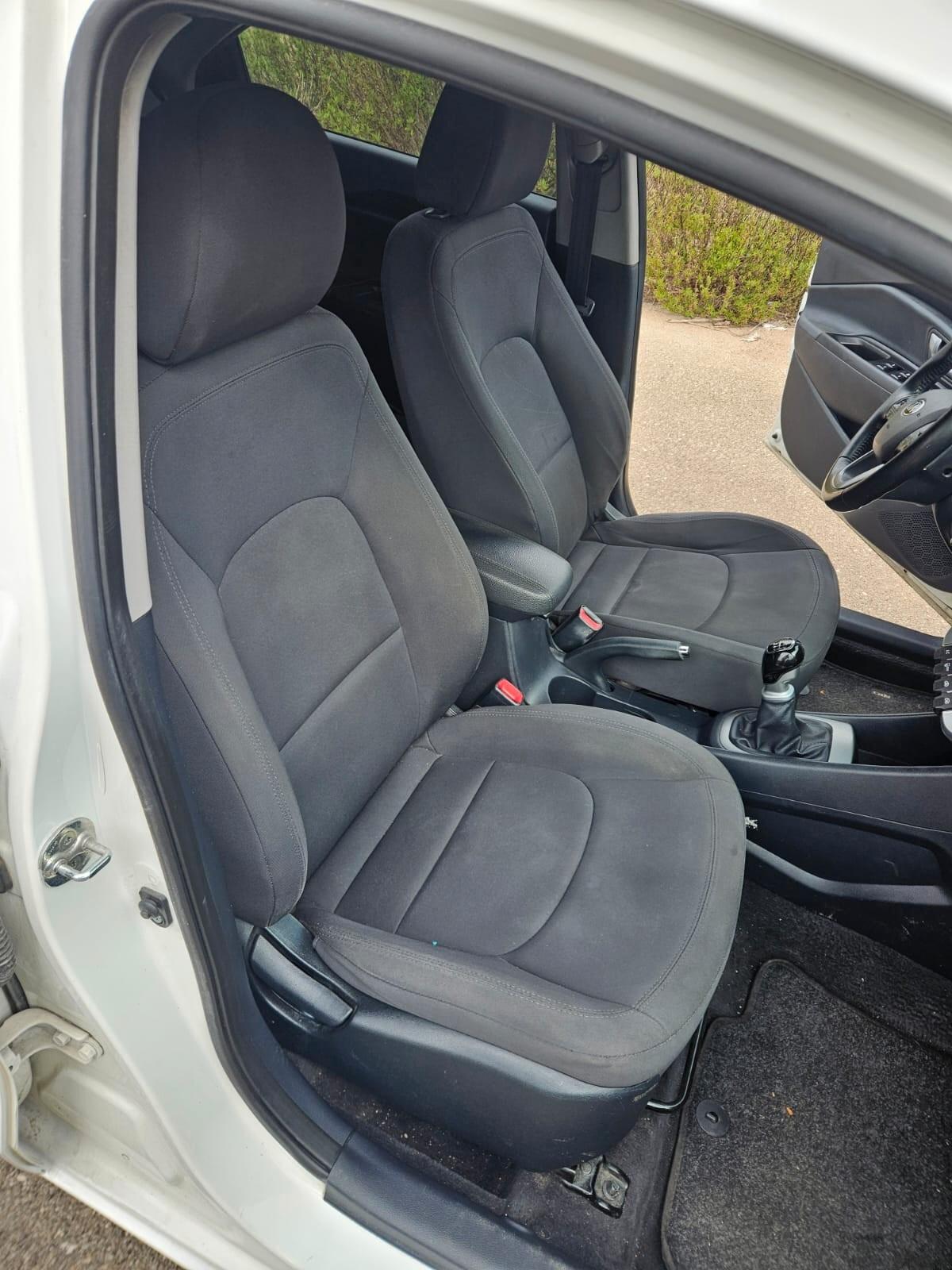 Kia Rio 1.1 CRDi 5p. Cool