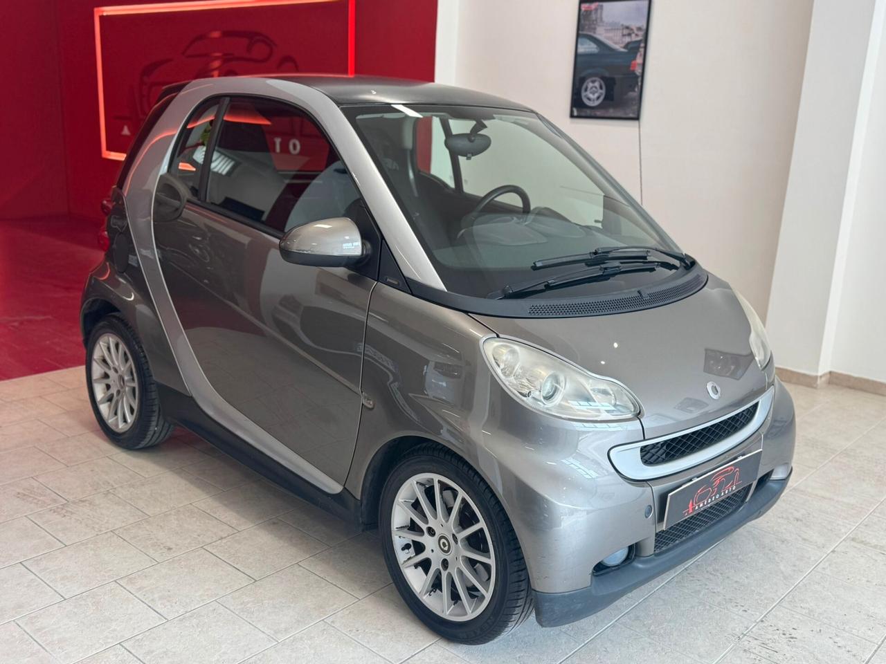 Smart ForTwo 1000 52 kW MHD coupé passion
