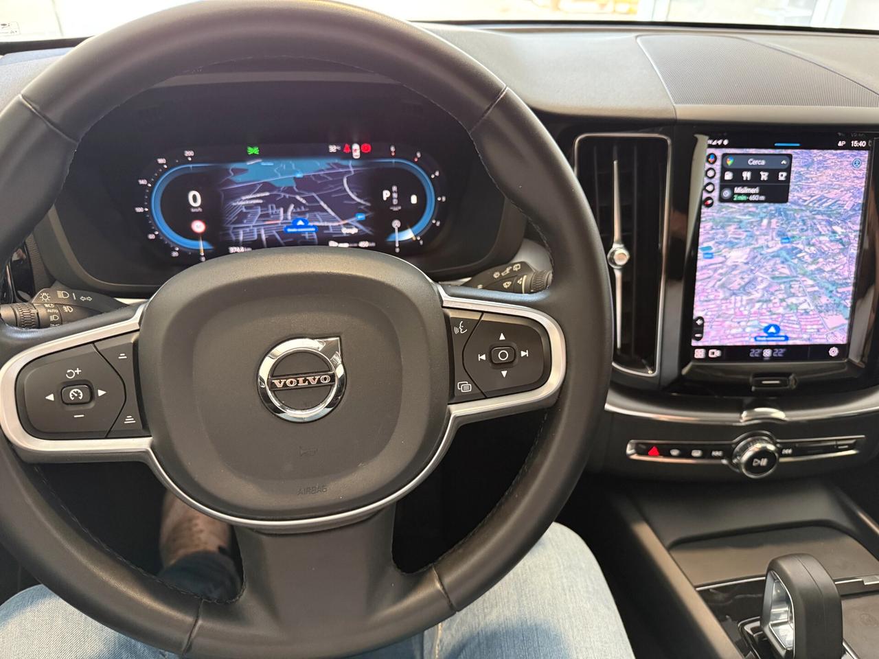 Volvo XC 60 XC60 B4 (d) AWD automatico Momentum Pro