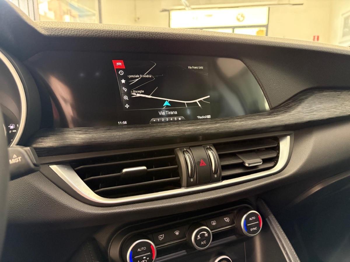 ALFA ROMEO STELVIO 2.2 T.diesel 190 CV AT8 Q4 Exec. UNICO PROPRIETARIO/ NAVIGATORE/ PORTELLONE ELETTRICO