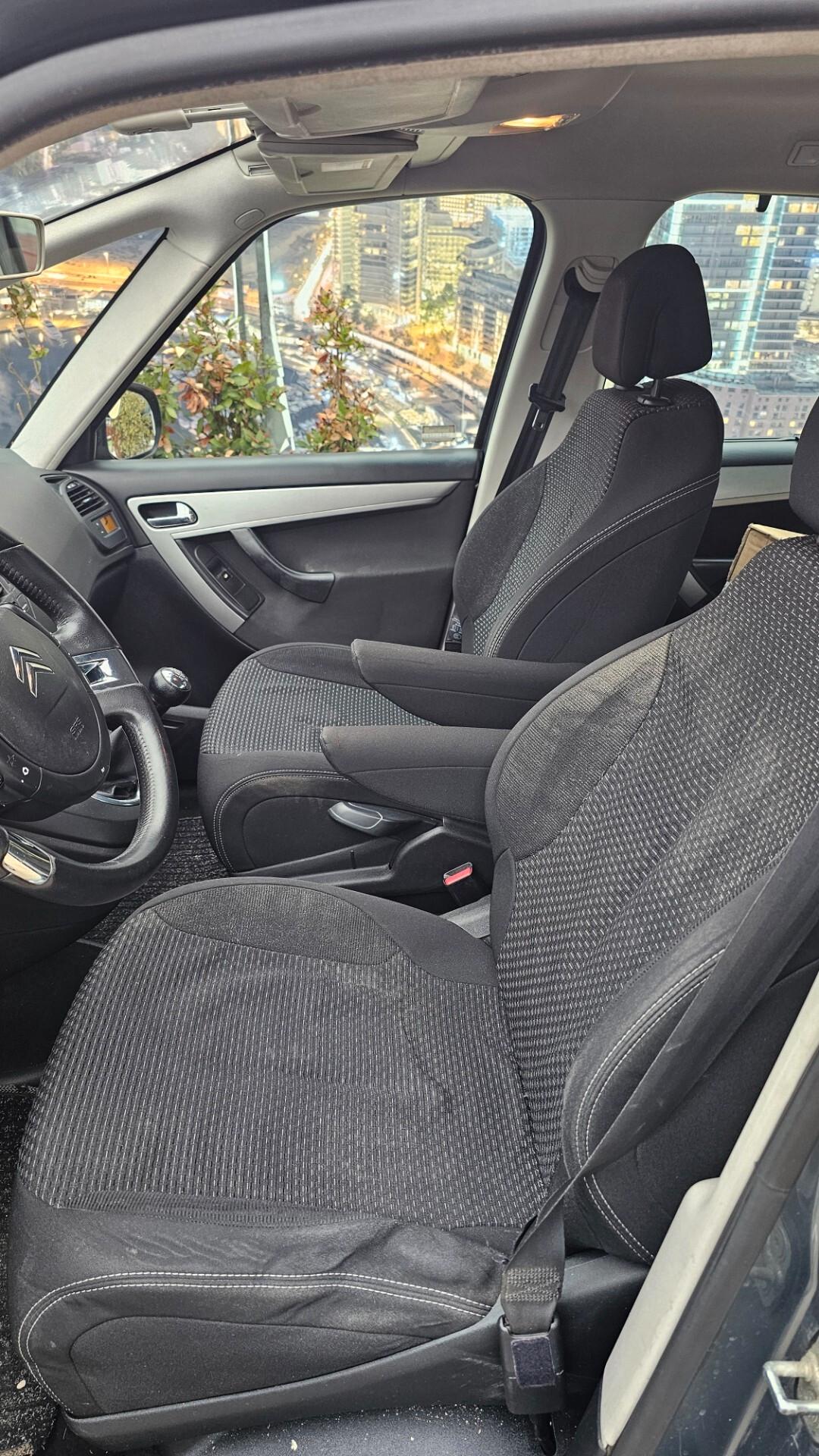 Citroen C4 Picasso Grand 1.8 Elegance Bi Energy