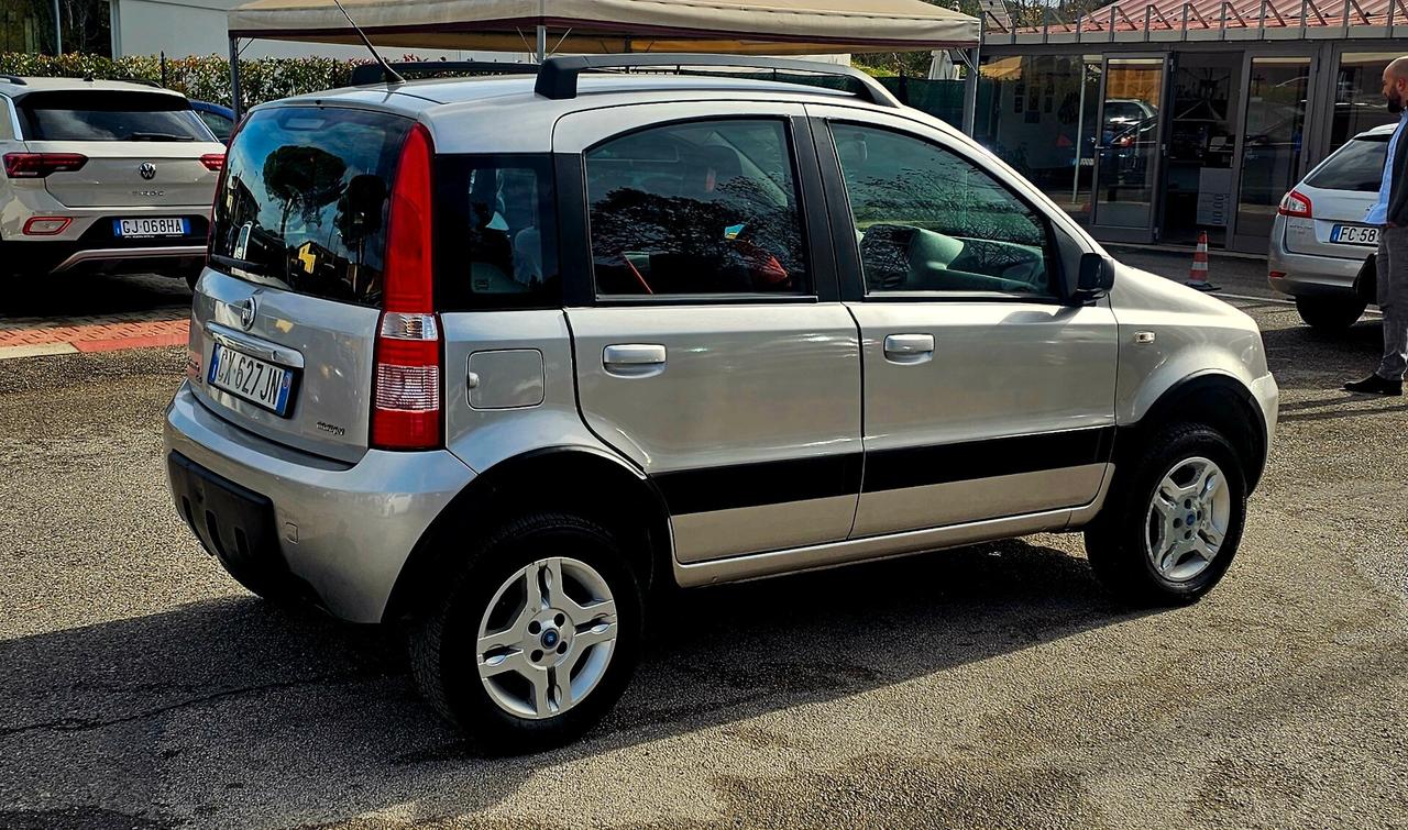 Fiat Panda 1.3 MJT 95 CV S&S 4x4