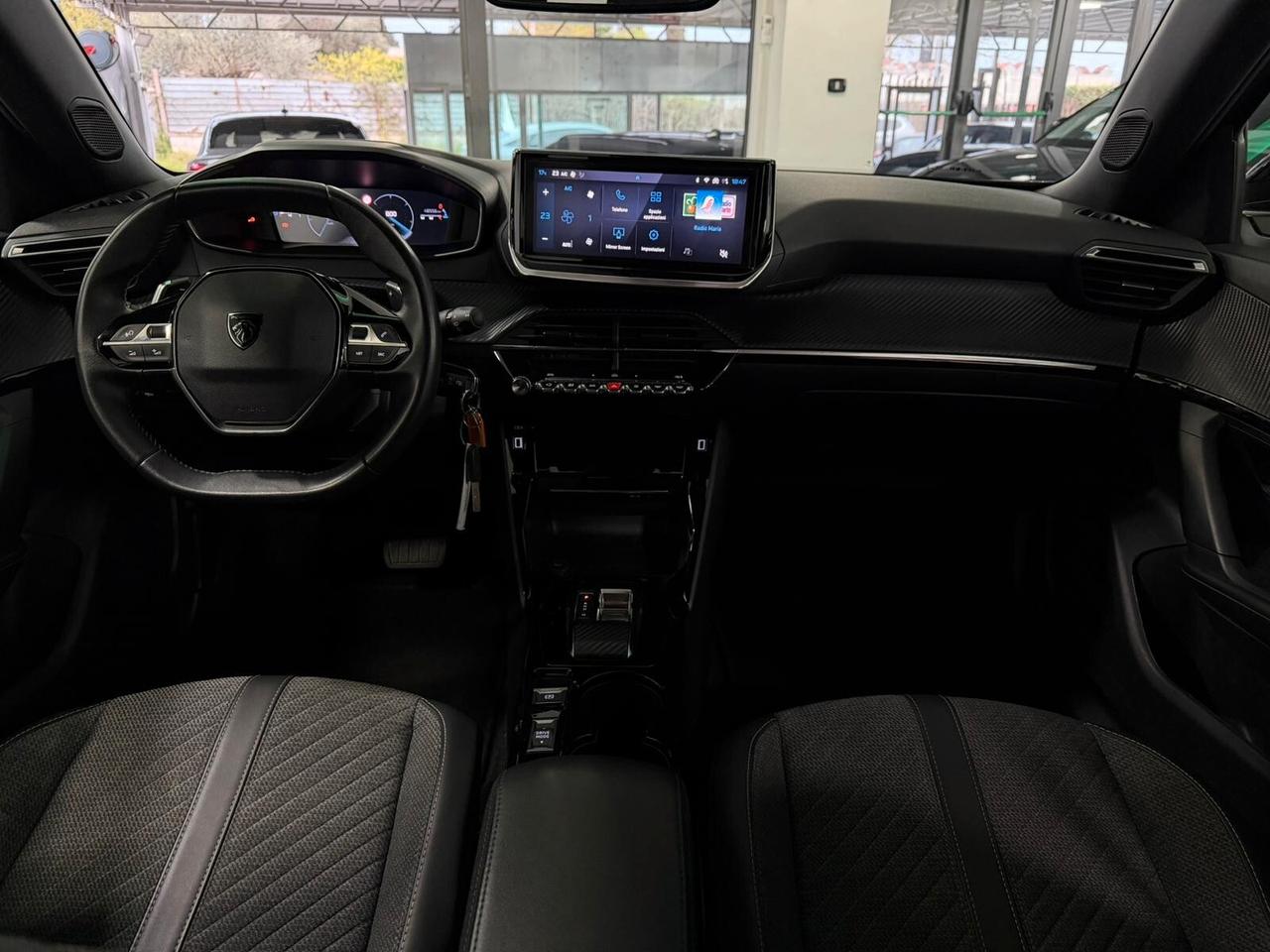 Peugeot 2008 BlueHDi 130 S&S EAT8 Allure