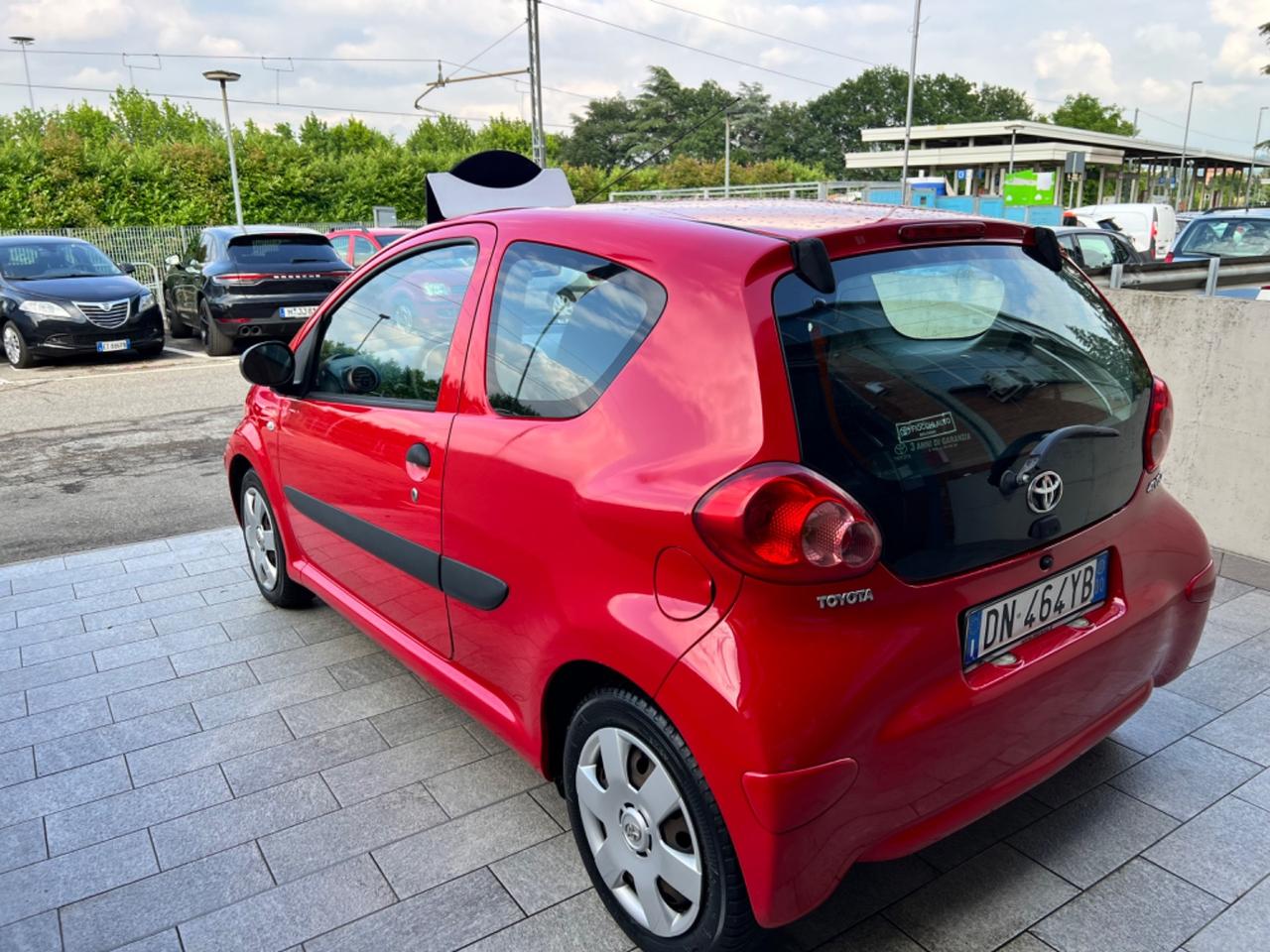Toyota Aygo 1.0 12V VVT-i 3 porte Sol. NEOPATENTATI