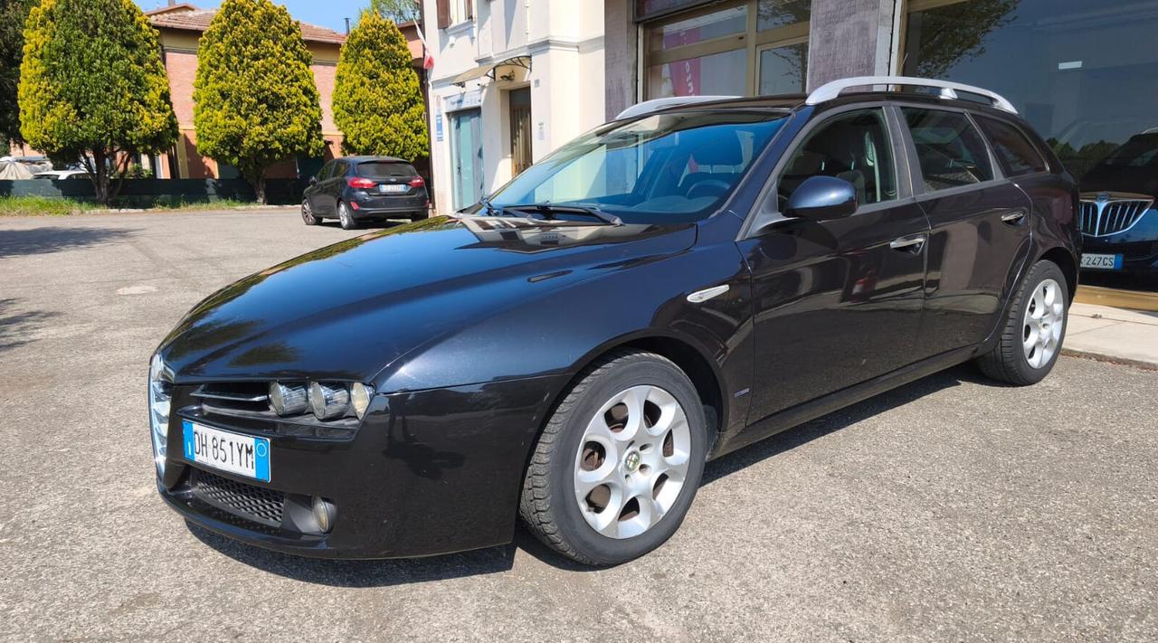 Alfa Romeo 159 1.9 JTDm Sportwagon