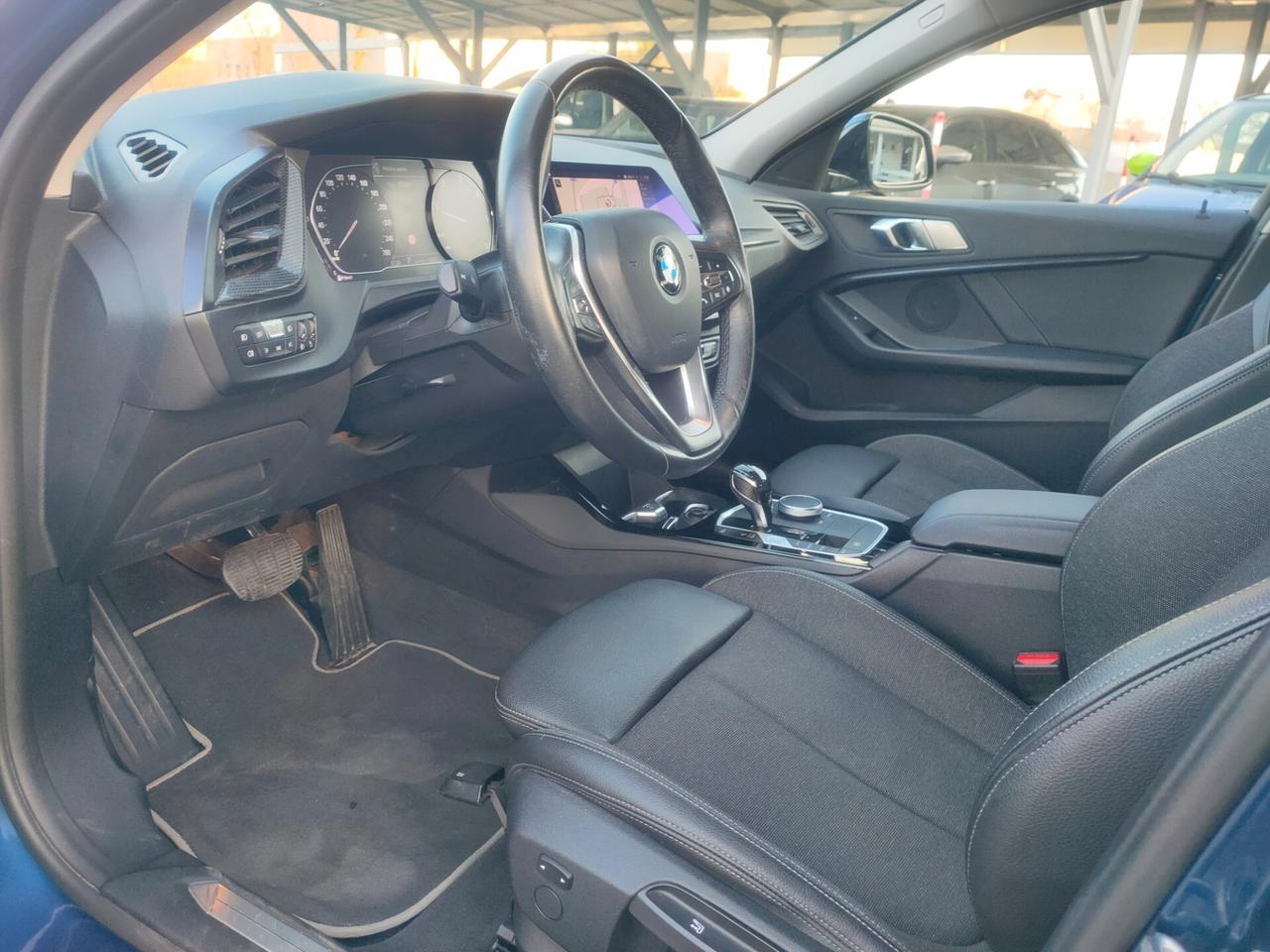 Bmw 116 116d 5p. Sport AUTOMATICO NEOPATENATI