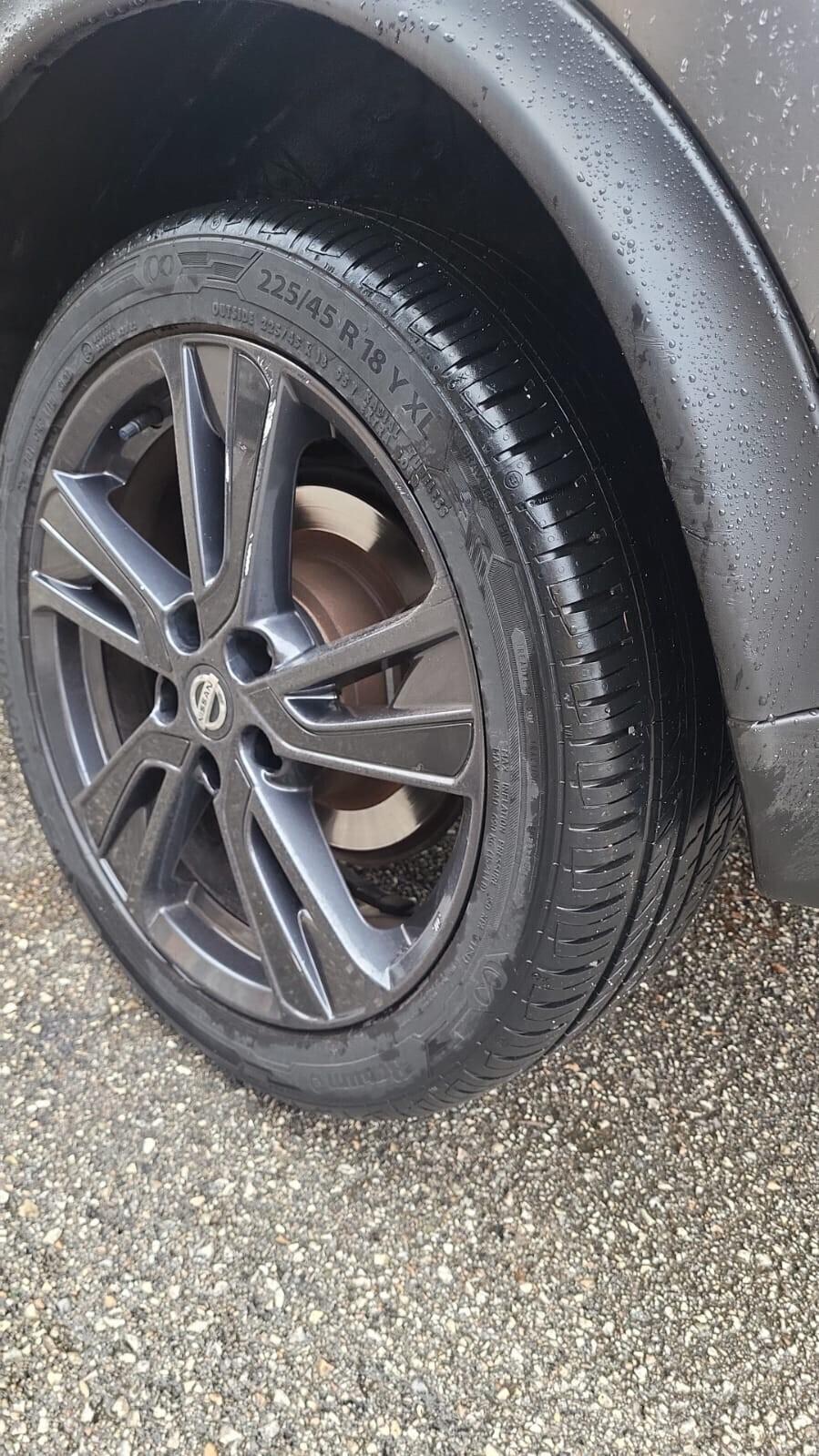 NISSAN JUKE-1,5 dCi-CINTA D. NUOVA-6B-TELECAMERA