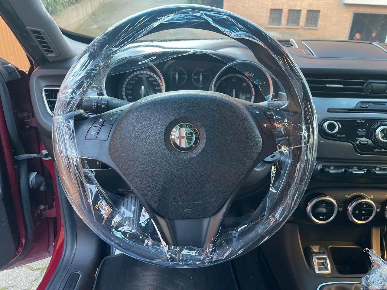 Alfa Romeo Giulietta 1.6 JTDm-2 105 CV Distinctive