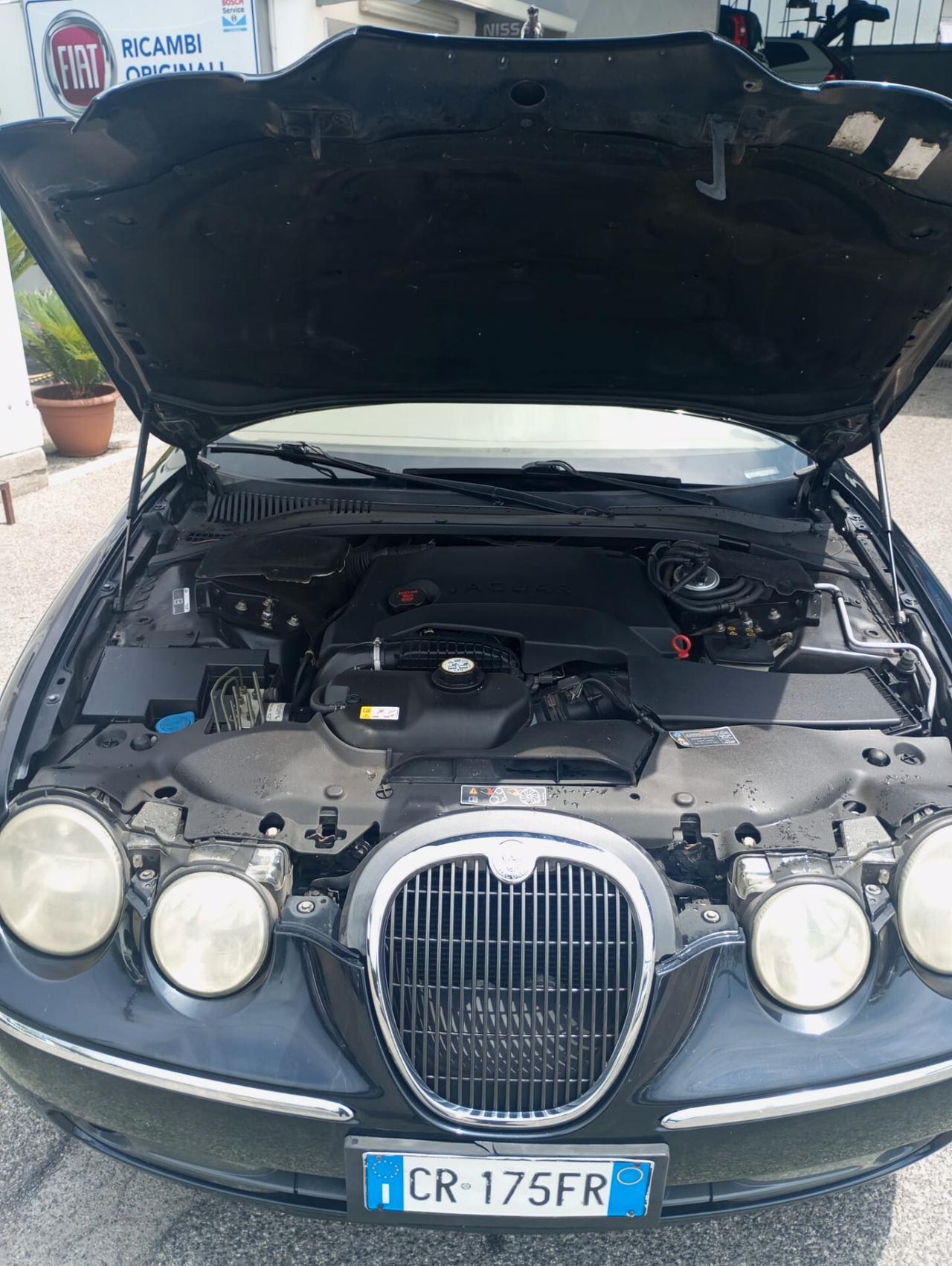 Jaguar S-Type (X206) 2.7 diesel V6 cat Classic