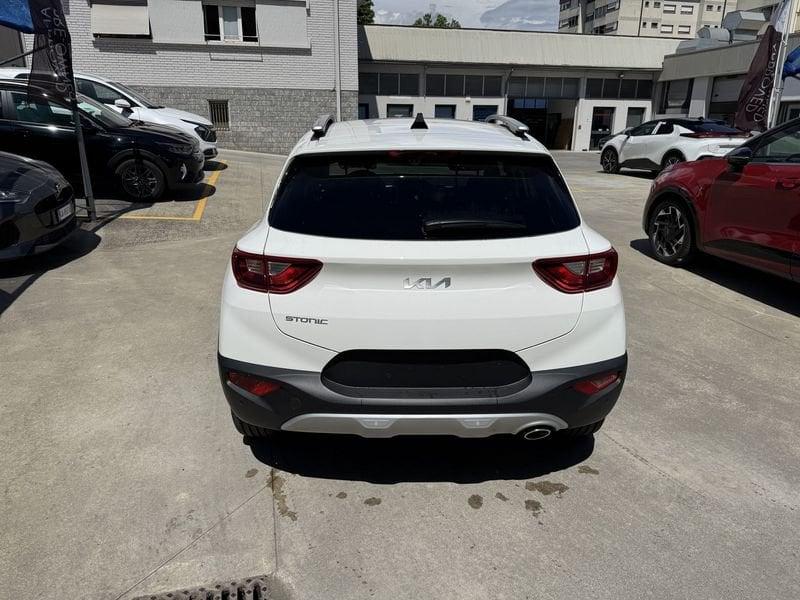 KIA Stonic 1.2 MPI GPL Urban