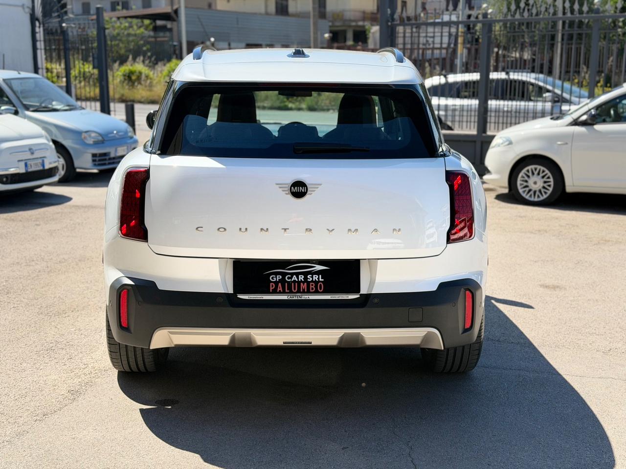 Mini Countryman Favoured 1.5 benzina/hybrida COME NUOVA